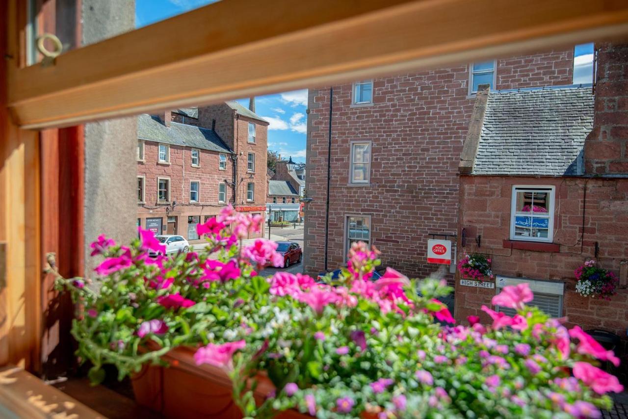 Unique 2 Bedroom In Flat Kirriemuir - Scotland Dış mekan fotoğraf