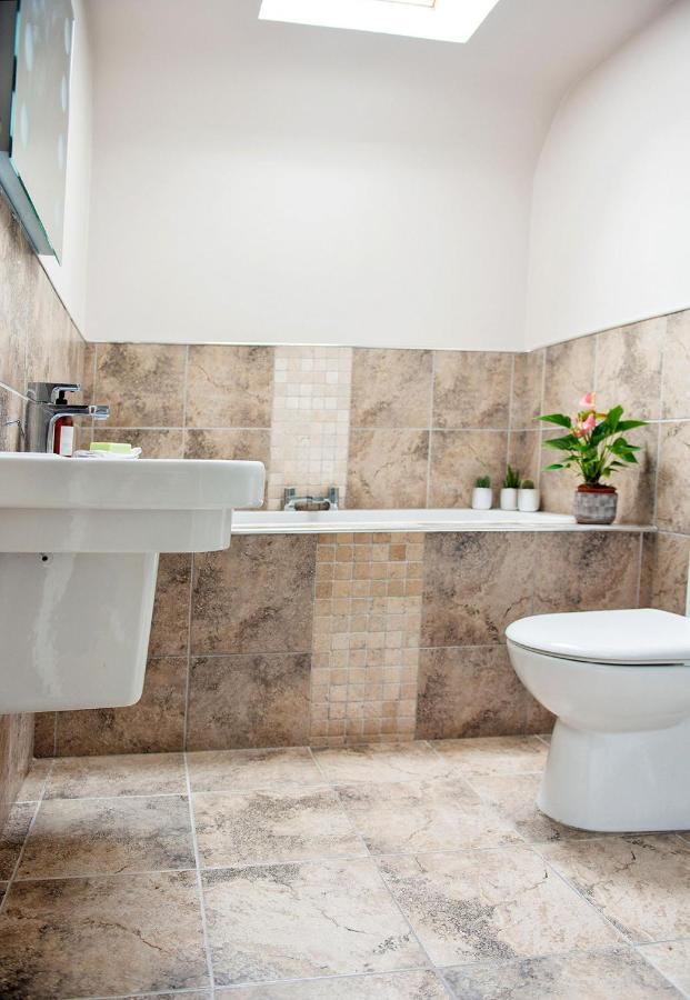 Unique 2 Bedroom In Flat Kirriemuir - Scotland Dış mekan fotoğraf